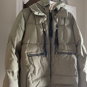 The Amazon Orolay Down Jacket